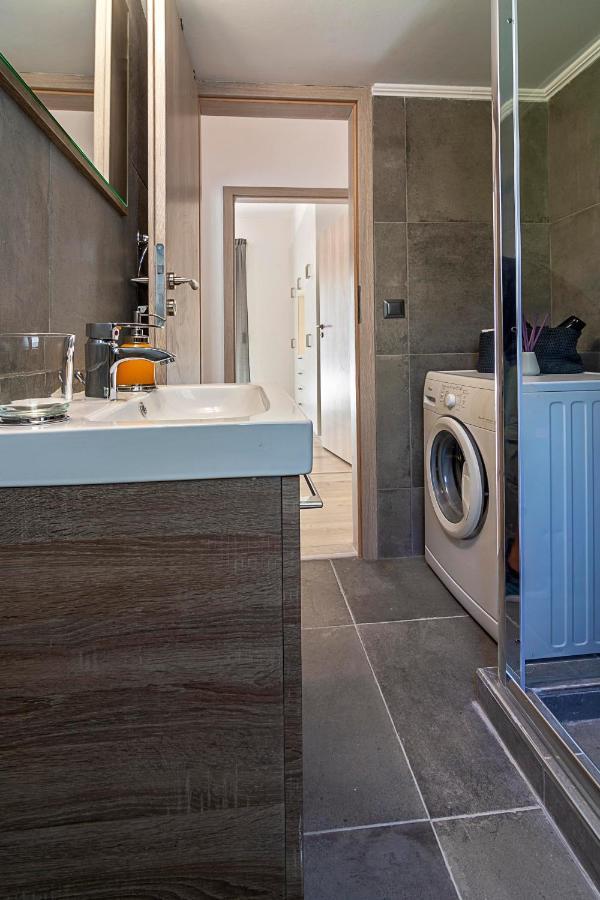 Urban Serenity Gem In Kallithea Neighbourhood! Athen Eksteriør billede